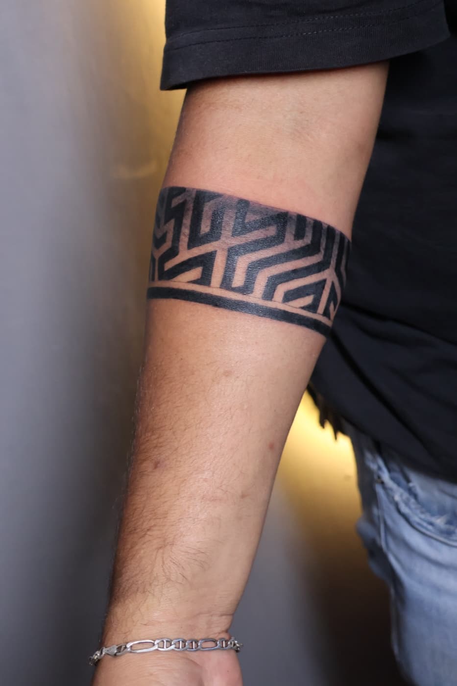 Brazalete geométrico